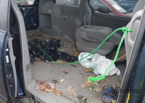 2004 Toyota Sienna Ce/Le from USA, damaged, VIN 5TDZA23CX4S179463